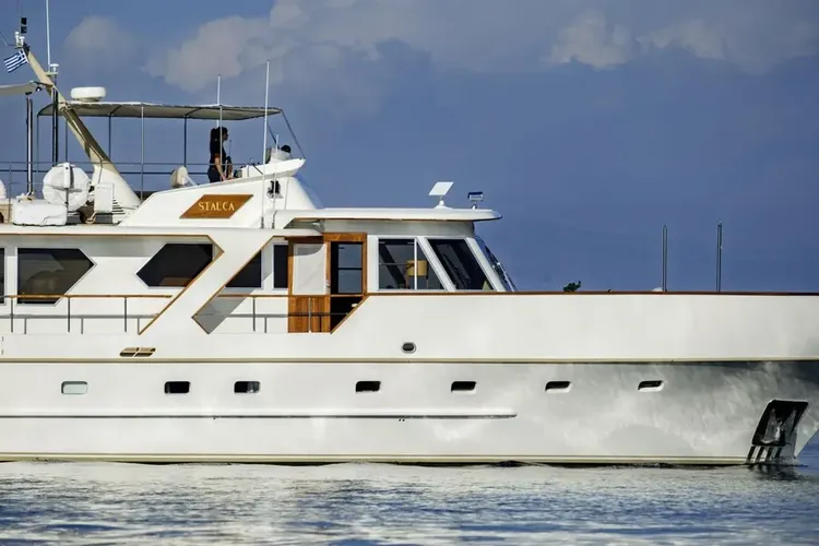 Intérieur du bateau Stalca My