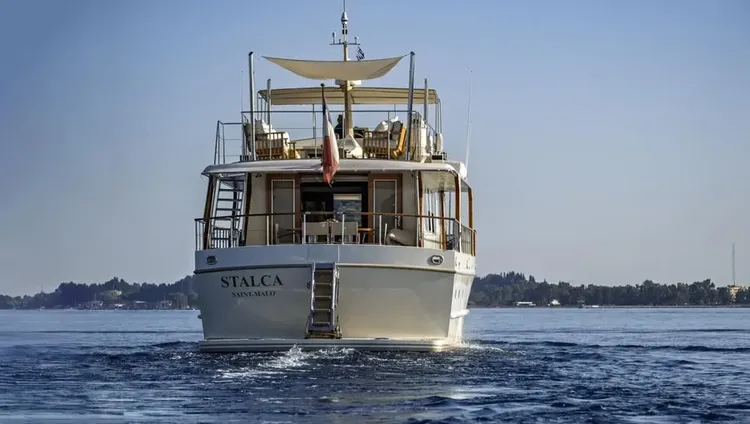 Intérieur du bateau Stalca My