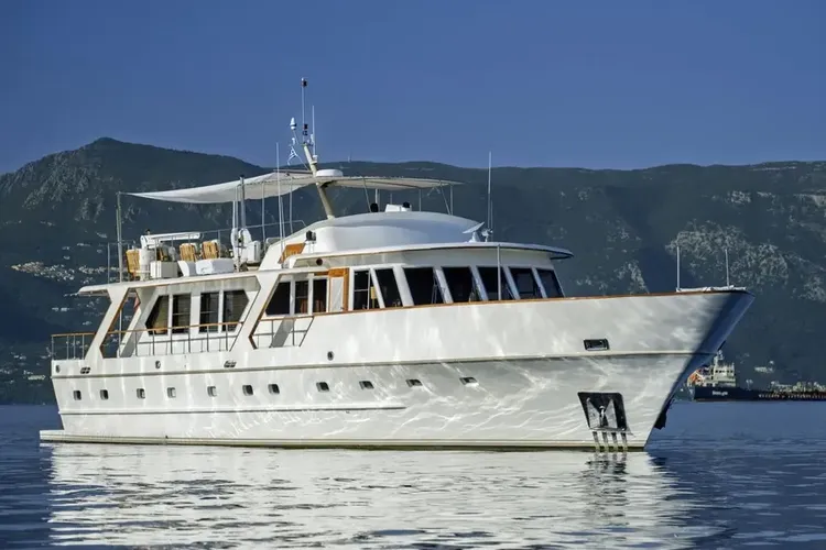 Intérieur du bateau Stalca My